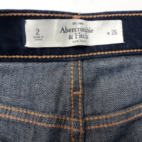 ❌SOLD❌Abercrombie & Fitch Natural Waist Jeans Short Sz 2 - Picture 9 of 14
